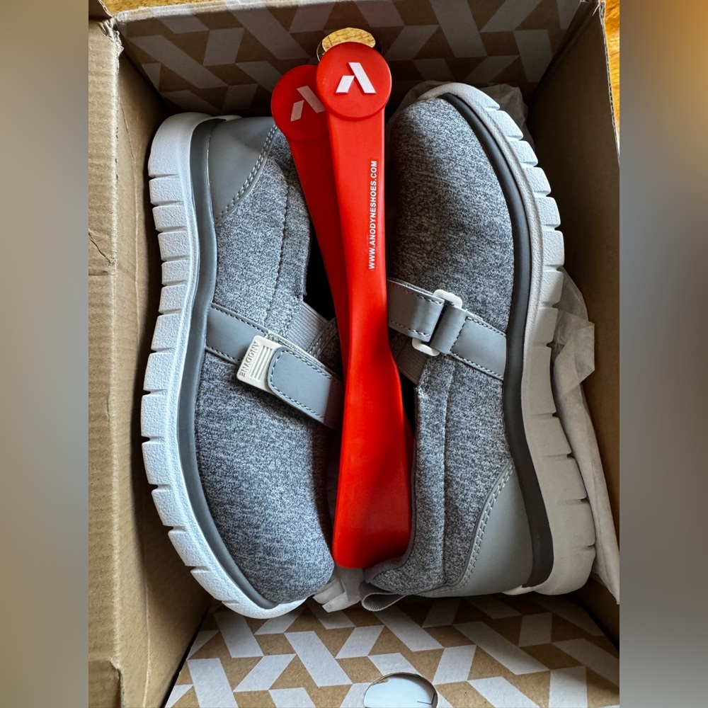 Anodyne No. 11 Sport Trainer shoes sneakers women’s 6 extra wide gray grey NWT